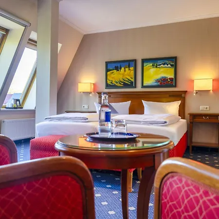 Duenenhotel Am 3*