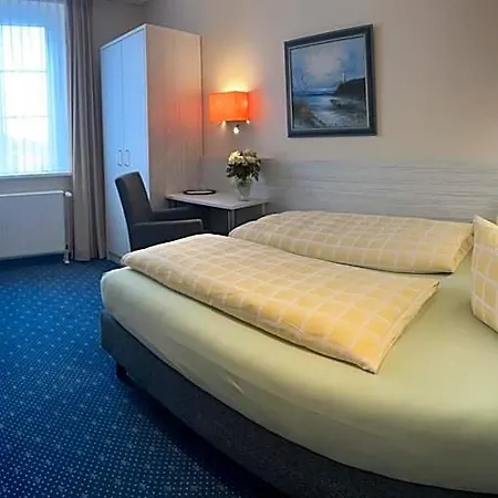 מלון Duenenhotel Am 3*