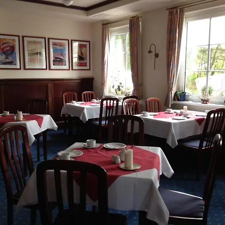 Hotel Dunenhotel Am Meer 3*